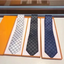 Bow Ties Mens 고급 넥타이 Damier Quilted Ties 격자 무늬 디자이너 넥타이 고품질 실크 넥타이 박스 블랙 블루 흰색 T220174o