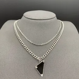 P Home Fashion Double Layered Triangle Diamond Necklace Men and Women Europe and America Hip Hop Trend Personlighet Ins Style Necklace