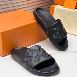 Scarpe da skateboard da uomo di design di zucchero filato di alta qualità prezzo all'ingrosso sandali di gomma in pelle scarpe pantofole da donna di lusso.