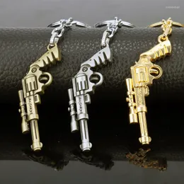 Keychains Metal Pistol Model Pendant Keychain Vintage Alloy Key Holder 2023 Fashion Backpack Car Keyring Decoration Accessories