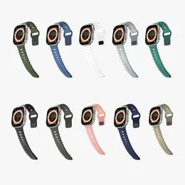 スポーツシリコンスクエアバックルストラップバンドホール通気性ブレスレットストラップバンドApple Watchシリーズ2 3 4 5 6 7 8 SE ULTRA IWATCH 42/44/45/49mm 38/40/41mm