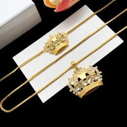 Naszyjniki projektant naszyjnik dla kobiet luksusowe łańcuchy naszyjniki Złota korona z kryształowym wisiorkiem naszyjnik łańcuch bransoletki luksusowe akcesoria biżuteria