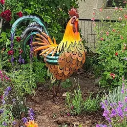 Gallo en metal para decorar tu espacio #gallo #gallina