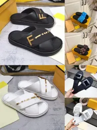 Designer Women Men Leather Sandals Summer Slides Slippers Ladies Beach Flip Flops Lettering Casual Shoes
