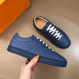 Designer Boomerang Sneaker Buty dla mężczyzn gumowe swobodne spacery na niskim poziomie cielęcy trenerzy na zewnątrz komfortowe obuwie EU38-45