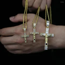 Chains 2023 Arrive Fashion CZ Cross Pendant Necklaces For Men Women Iced Out Bling Hip Hop Jesus Rope Chain Jewelry