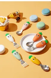 Set di stoviglie Cucchiaio Forchetta Posate Cartoon Carote Alimentatore Stoviglie Acciaio inossidabile Bambini Bambini Formazione Alimentazione Forniture da cucina