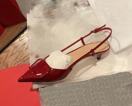 Nya kvinnor lyxiga sexiga nattklubbar stilett pekade höga klackar patent läder fast färg romerska ihåliga sandaler