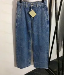 Dżinsowe dżinsy High Waist Street wydrążona plaster haftowane logo dekoracja zwykła niebieskie proste dżinsowe spodnie lo