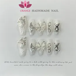 Fałszywe paznokcie ręcznie robione luksusowe prasę na paznokci trumna głowa manicuree dekoracja noszona z projektem akrylowym paznokcie na ślub 230609