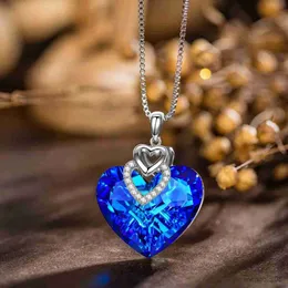 Pendanthalsband Dubbelhjärta zirkonblå österrikisk kristallhalsband för kvinna klassisk bankett bröllop smycken gåva älskare mamma familj r230612