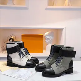 2024 Diseñador Paris Wonderland Flat Ranger Botas de combate Metropolis Martin Tobillo Piel de becerro Cuero y lienzo Territorio Zapatillas de deporte de invierno Tamaño 3