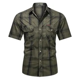 Camisas casuais masculinas de verão camisa xadrez masculina de algodão casual curta ver camisa bolso frontal remendo no peito roupas masculinas de alta qualidade camisas militares 230613