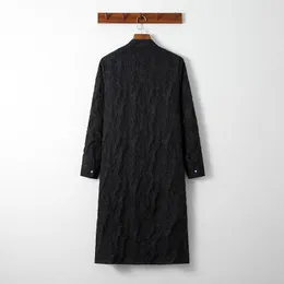 민족 의류 드레스 중국 전통 컷 꽃 디자인 플러스 로브 스타일 긴 슬리브 한파 남자 느슨한 검은 트렌치 코트