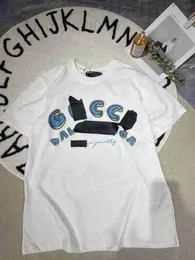 Camisetas masculinas de grife 2023 Spring New Paris Co branded Art Letter Impresso e camiseta feminina de puro algodão de manga curta KFYH