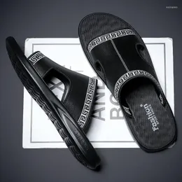 スリッパlisapie 2023 Man Home Indoor Slides Homme Summer Fashion Anti-Slip Beach Shoesソフトメンサンダルバス