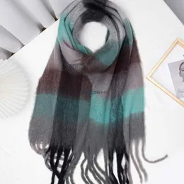 Scarves Autumn and Winter New Style Thickened Warm Color Check Scarf Hoop Yarn Thick Tassel Matching Shawl WomenPWPH