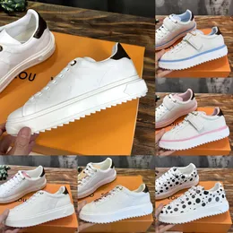 2023 Sapatos casuais femininos Tênis de couro de viagem com cadarço 100% couro de vaca Moda feminina Designer plano Tênis de corrida Letras sapato feminino plataforma masculino tênis de ginástica tamanho 35-45