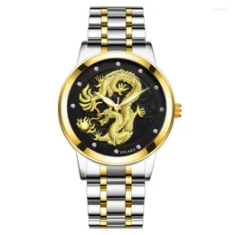 Armbanduhren Business Watch Gold Dragon Embossed Herren Explosion Wasserdicht Leuchtendes Diamantband Quarz Montre Homme