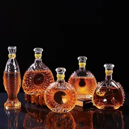 Bar Tools Highgrade Square Decanter 8001000ML Dispenser Crystal Glass Bottle Wine With Screw Cap Auerator Mirror Jug Gift Decoration DFTWRT 230612