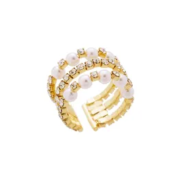 Новый оригинальный три кольца с тремя кольцами с особым интересом Light Luxury Personality Fashion High Sense Rings простые