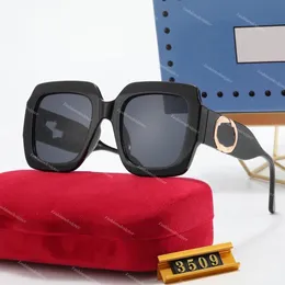 남성 디자이너 안경 럭셔리 디자이너 선글라스 클래식 안경 고글 야외 해변 태양 안경 남자를위한 다양한 선택적 원본 케이스 선글라스