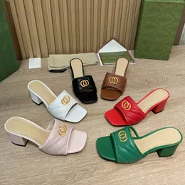 Designer Heeled Sandals Women Metal Buckle Suede Women Shoes Classic Designer Fashion Party Sexig High Chunky Heel Shoes Simple and Elegant Ladies Sandals