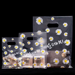 Gift Wrap 100Pcs Small Daisy Transparent Plastic Bag Pretty Mini Mixed Pattern Jewelry Earring Jewelry Gift Bag Shopping Pouch 13X21cm 230614