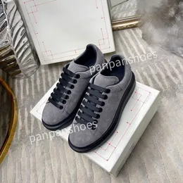 2023top Women Mens Brand shoes Sneaker Platform Classic Leather Sports Skateboarding Shoes Sneakers running Walking black whit