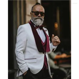 Męskie garnitury Przystojne burgundowe aksamitne lapy kamizelki Mężczyzn Wedding smoking na zamówienie formalne balu hrabio blazer Masculino 3