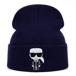 Karl Hop Designer Skullies Cap Sticke Hat Sticked Beanie Winter Hat Hat Solid Accessory Costume Warm Winter Gifts1716699281n