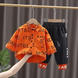 Giyim setleri gömlek kot pantolon çocuklar ropa salon giyim kıyafetleri çocuk kıyafetleri 2 adet roupas infantil moletom lüks tasarımcı zestawy 230614