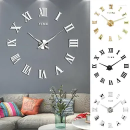 Relojes de pared Reloj 3D Números romanos Espejos grandes Superficie Lujo DIY Gran arte Sala de estar Dormitorio Decoración para el hogar Mural mudo