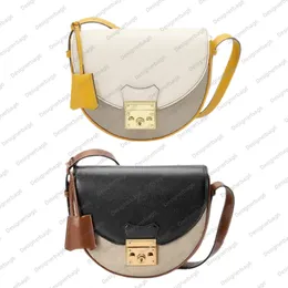 10a damer mode casual designe lyxig hänglås axelväska crossbody messenger väskor på handväska hög kvalitet all stål hårdvara och kohud material