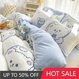 Bedding Sets Cute Warm Style Set Full Size Winter Fluffy Aesthetic Design Plush Artistic Couvre Lit Bed Furniture