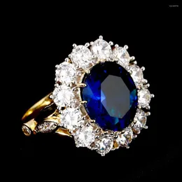 Alianças de casamento Anel de luxo romântico com grande oval zircão azul transparente presente de aniversário de noivado cor dourada moda joias finas dedo
