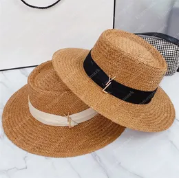 Chapéu de palha com fivela de ouro para mulheres Chapéus de praia de design de verão Grama Trança Homens de luxo Flat Fit Bucket Hat Bob Férias Chapéus de sol Casquette