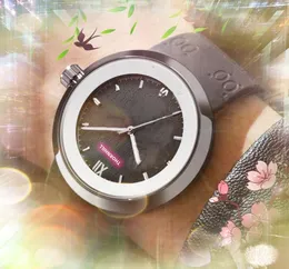 ثلاثة Stiches Design Watches 43mm أوتوماتيكي تاريخ البوتيك كل الجريمة Crystal Diamonds Ring Clock Leather Ruber Busin