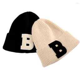 Berets 2023 Female Personalized Libour Bable Hat Hat Autumn and Winter Street Simple Warm Warm Pullover Man Made Wool Beanies