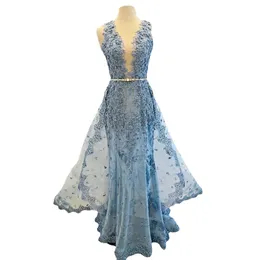 Sobressaia azul céu claro Vestidos de noite Roupa de noite Decote profundo Aplique de renda Vestido formal sem costas Vestido formal Sweep Train Tule Longo Vestidos de baile