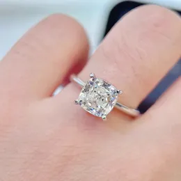 7A Высокое качество женское свадебное кольцо из стерлингового серебра с четырьмя когтями два карата квадратное кольцо с бриллиантом Классические ювелирные изделия с коробкой