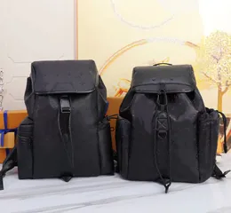 2023 Discovery Luxury Designers Backpacks Mens Discovery Designer Shadow Backpack Emboos 편지 어깨 가방 레이디 클래식 노트북 학교 가방 M43680