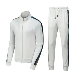 1 Мужские спортивные костюмы дизайнерские дизайнерские мужские спортивные костюмы роскошные мужчины Sweat -Suits с длинным рукавом Классический карман модный карман беговой случайные наряды для одежды.