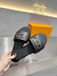 Terlik 2023 Kadın Terlik Sandalet Sandalet Düz Mule Monogramlar Tuval Altın Çemberleri Açık Serim Yaz Tasarımcısı Lüks Moda Bayanlar Beach Flat Fl J230615