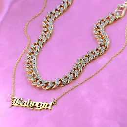 Łańcuchy jjfoucs punk złoty kolor metal Babygirl Letter wisiork Naszyjniki dla kobiet przyjęcie weselne biżuteria kubańska kryształowy choker
