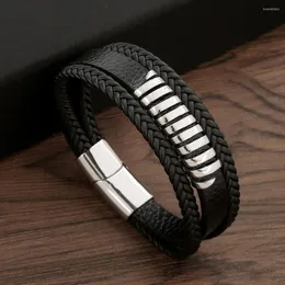 Charm Bracelets Masculino Versátil Pulseira de Aço Inoxidável Multi-camada Feito à Mão Couro Fecho Imã Presente Vintage Atacado
