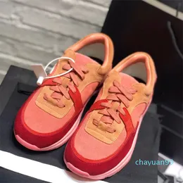 sapatos de designer de luxo sapatos de couro estampados primavera e outono moda confortável plataforma externa feminina 2023