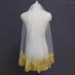 الزفاف حجاب الذهب الذهب الدانتيل الأبيض تول تول زفاف قصيرة الحجاب مع مشط الترتر