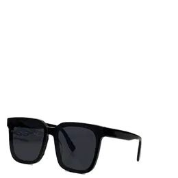 Женские солнцезащитные очки для женщин Мужчины солнцезащитные очки. Мужчина стиль моды защищает глаза UV400 со случайной коробкой и корпусом 4S118