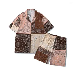 Mäns avslappnade skjortor 2023 Streetwear Mens Ethnic Paisley Print Patchwork Kort ärmskjorta och shorts Set mode Preppy Summer Outfits